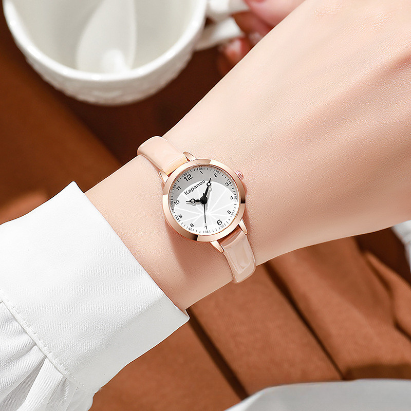 Luxury Watch Value - レディース腕時計、ニッチな上級学生向けシンプルファッション、軽贅沢で高価値な女性用クォーツ時計
