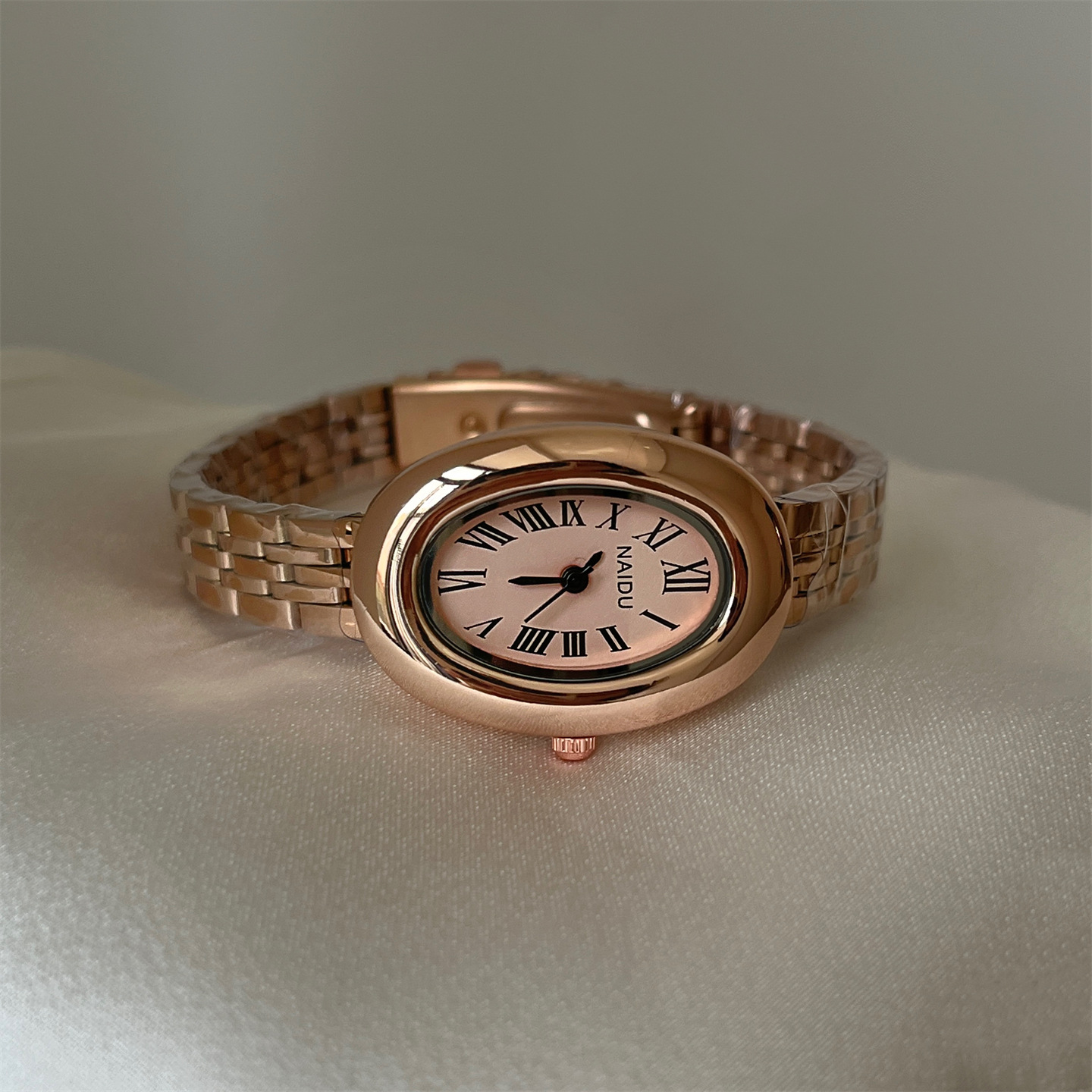 レディース向けホットセールファッションウォッチ、ミッドアンテ - Luxury Watch Cartier のレビューと価格
