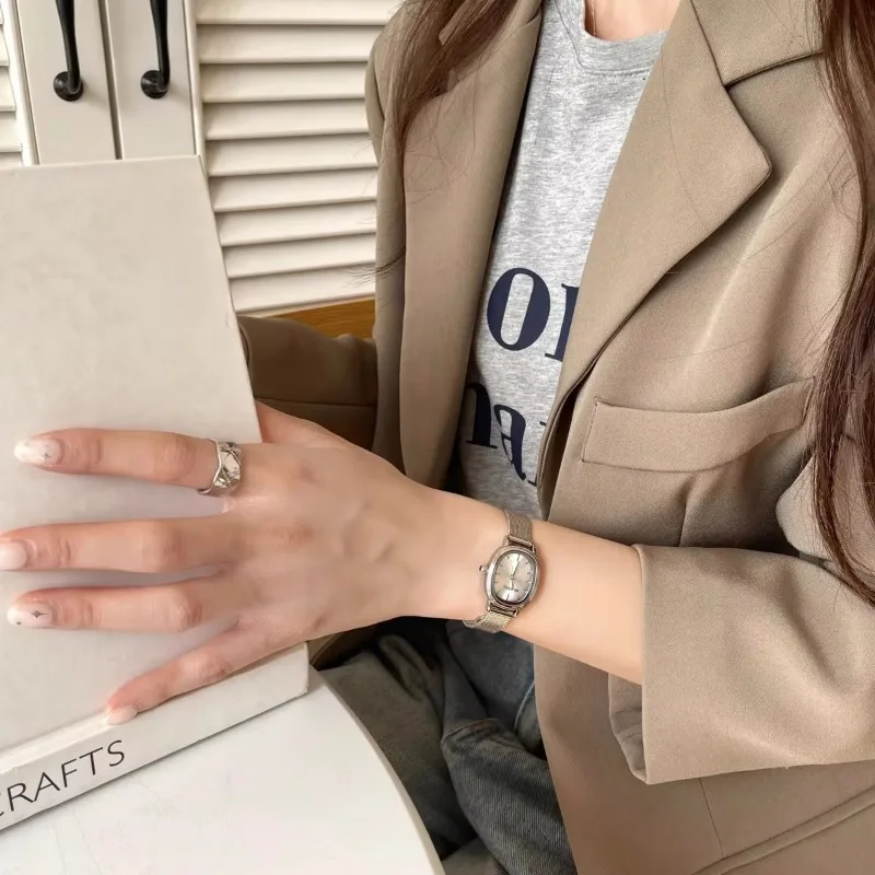 小さなオーバルダイヤルグリーン腕時計シンプルなステンレス鋼レ - Luxury Watch Cartier のレビューと価格